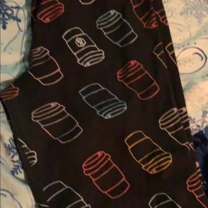 Agnes & Dora coffee cup leggings
